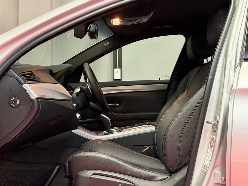 2015 BMW 525D MSPORT LCI รถมือเดียวออกป้ายแดง รถวิ่งน้อย เข้าศูนย์ทุกระยะ รถไม่เคยมีอุบัติเหตุครับ รูปที่ 13
