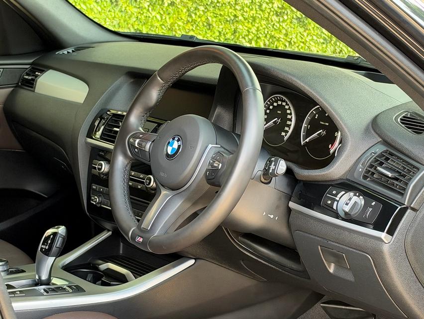 2017 BMW X3 20D MSPORT LCI รถมือเดียวออกป้ายแดง รถวิ่งน้อยเพียง 110,000 กม เข้าศูนย์ตามระยะ รถไม่เคยมีอุบัติเหตุครับ รูปที่ 10