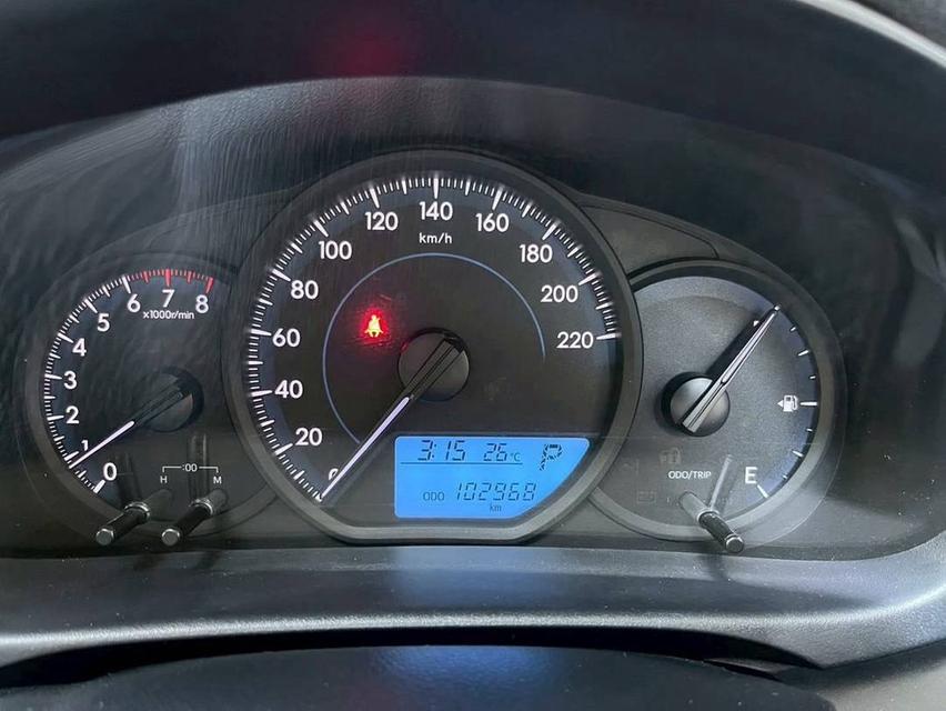 Toyota  Yaris entry +ติดlpg auto ปี 2022 รูปที่ 3