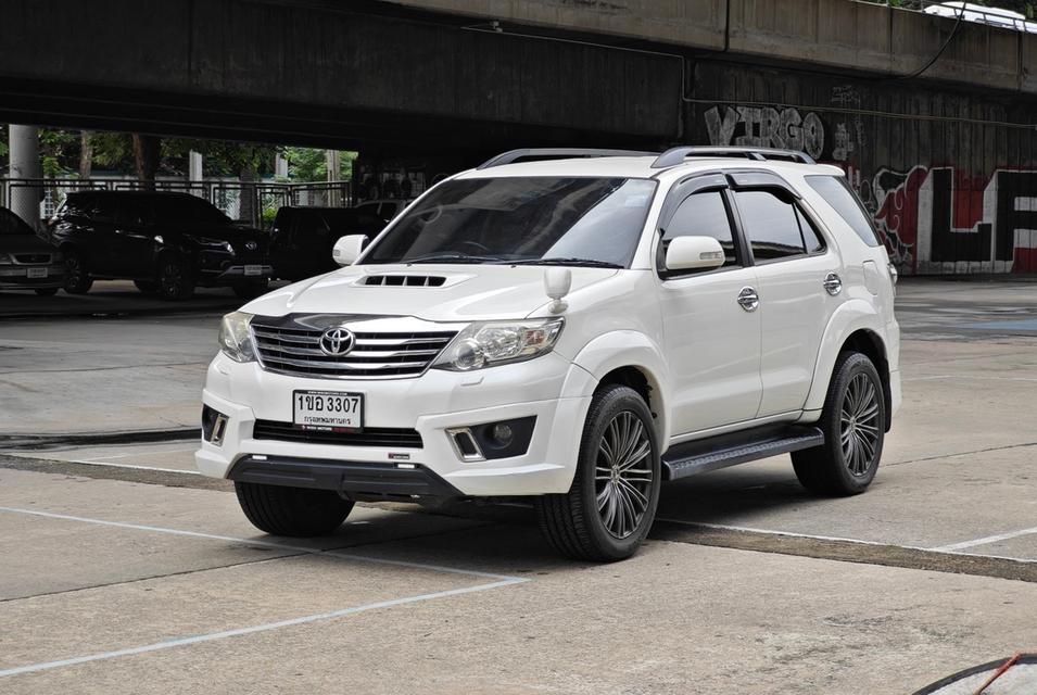 Toyota Fortuner 3.0 V Auto 4WD ปี 2013  2