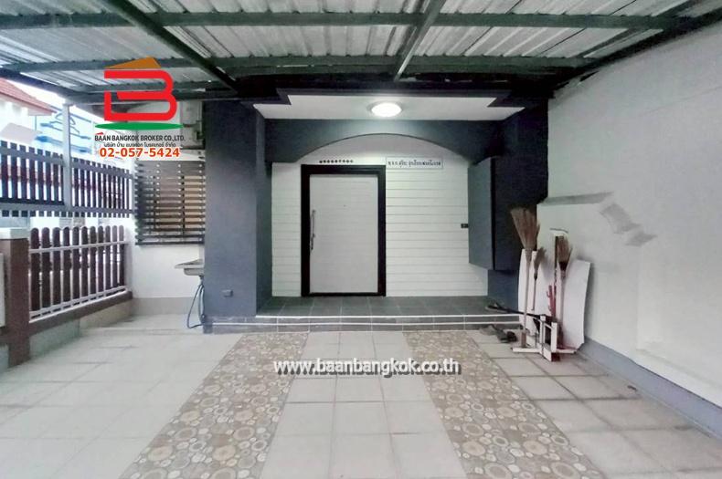 ทาวน์เฮ้าส์ พูนสินธานี 1 (ใกล้สำนักงานที่ดินบึงกุ่ม) เนื้อที่ 25 ตรว. แขวงคลองสองต้นนุ่น 3