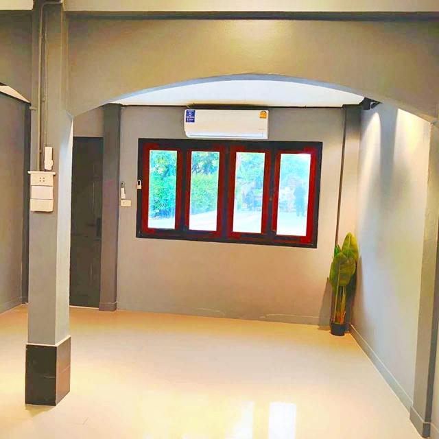 ไอทีสแควร์ หลักสี่ แหล่งเศรษฐกิจ เซ็นทรัล รามอินทรา 2.6 กม.MRTราชภัฏพระนคร 500ม.ให้เช่าทาวน์เฮาส์หรู 2 ชั้น 256ตร.วา. 26 4