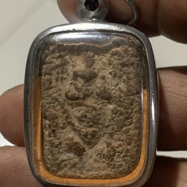 พระเนื้อดินเก่า ไม่ทราบที่ 8