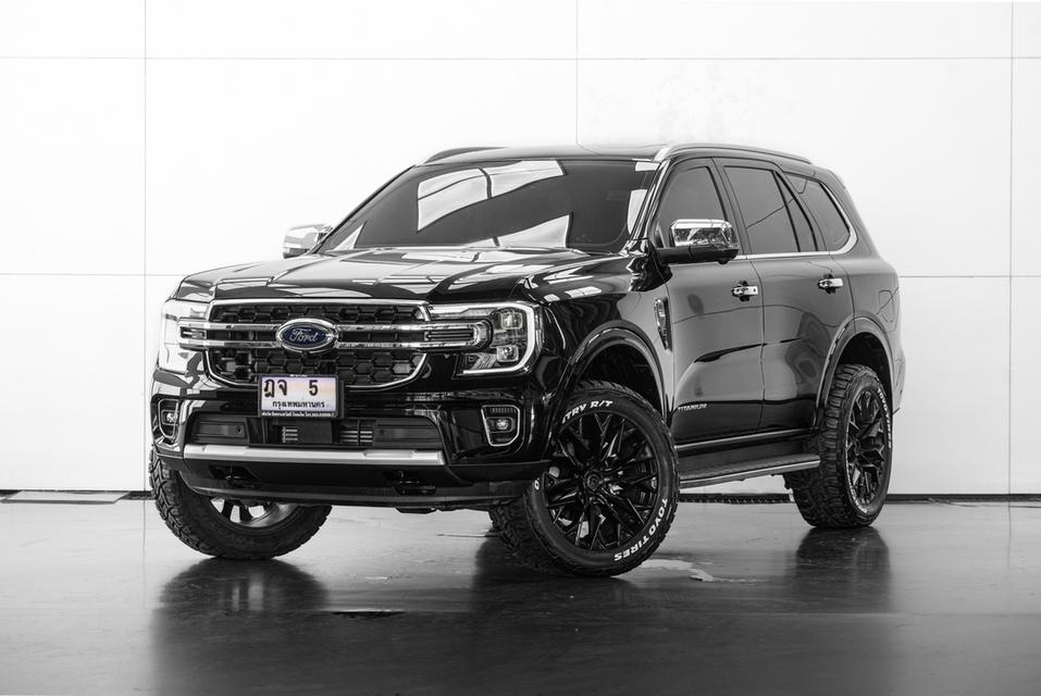 2023 FORD EVEREST 2.0 Bi-Turbo Titanium+ 4WD AT สีดำ ไมล์ 14823 กม.