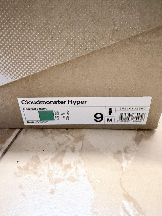 รองเท้า on cloud monster hyper 9us รูปที่ 9