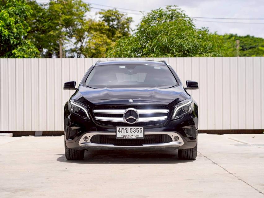 MERCEDES BENZ GLA200 1.6 Urban ปี จด 2015
