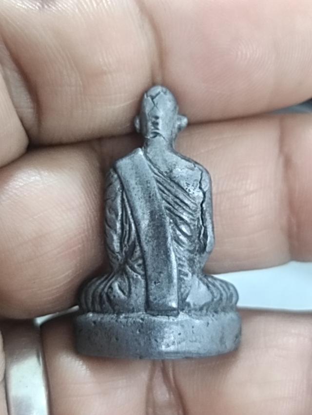 รูปหล่อหลวงพ่อเดิม วัดหนองโพธิ์ เนื้อตะกั่วหัวลูกปืน 9