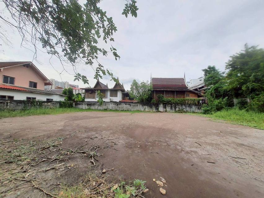 Vายด่วน ที่ดินใกล้โรบินสันศรีสมาน 200 ตารางวา ติดถนนคอนกรีตสาธารณะ ถมแล้ว ซอย จุฬา 3 อ.ปากเกร็ด จ.นนทบุรี 6