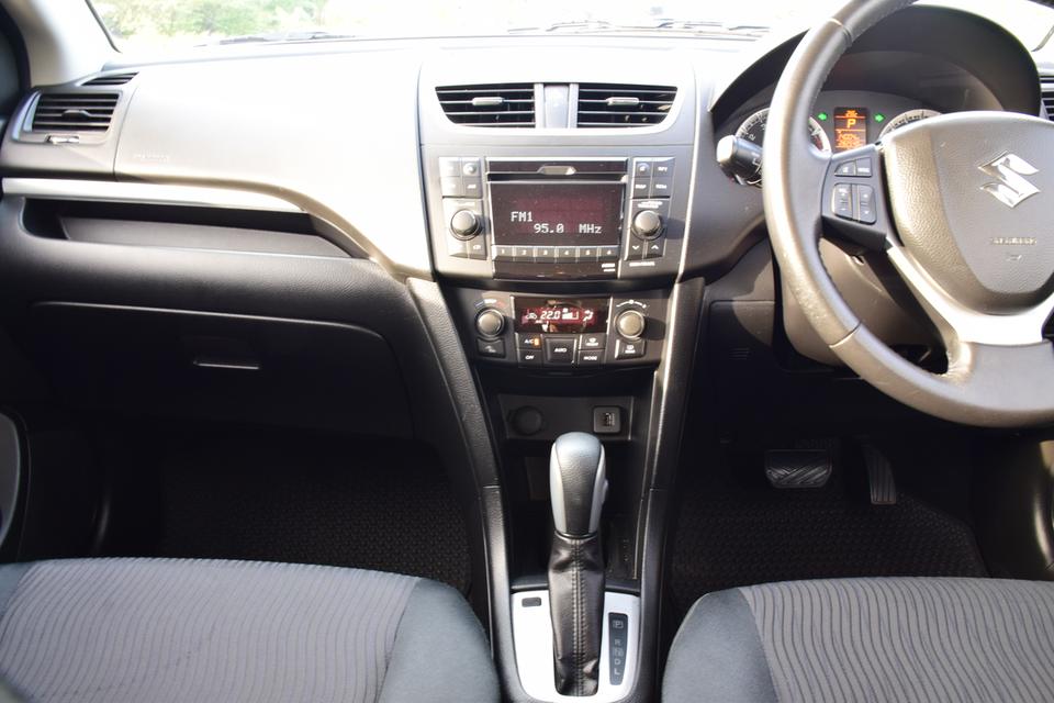 ขายพร้อมทะเบียนสวยๆ 155000 บาท SUZUKI SWIFT 1.2 ตัวท็อปสุด ออโต้ กุญแจคีเรท ภายในสวยกิ๊ฟ ขับสนุก ยางดันล็อป CD ABS AIRBAG โทร0957401229 ไลน์ UTBP รูปที่ 6