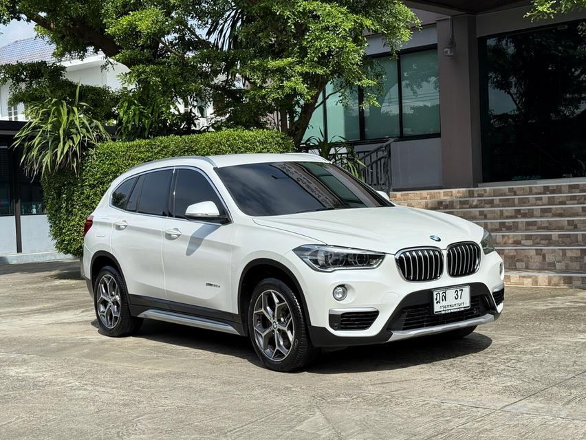 2020 BMW X1 20D ( 190 แรงม้า ) รถมือเดียวออกป้ายแดง รถวิ่งน้อย เข้าศูนย์ตามระยะ รถไม่เคยมีอุบัติเหตุครับ