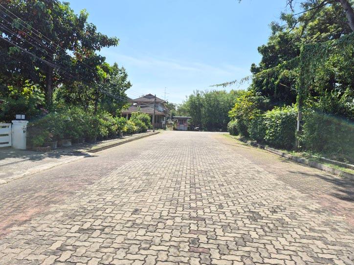 ที่ดิน หมู่บ้าน สวนเอก เลคปาร์ค ลําลูกกา ปทุมธานี 8