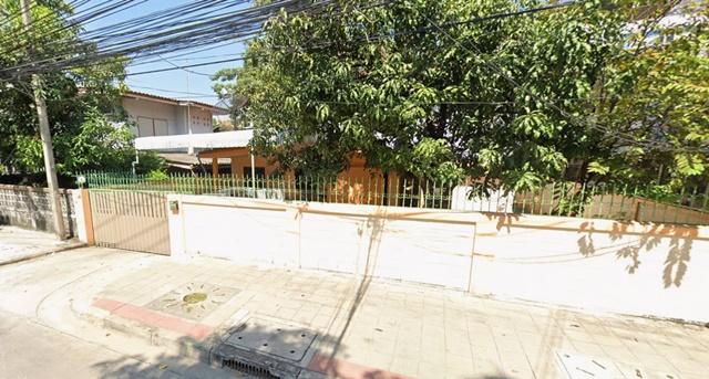 เซ็นทรัล สีลม 1.4 กม.BTS เซนต์หลุยส์ 750 ม.ให้เช่าบ้านเดียว 2 ชั้น รร.นานาชาติเซนต์แอนดรูส์ สาทร 2.0 กม.แหล่งชุมชน ซ.นรา 7