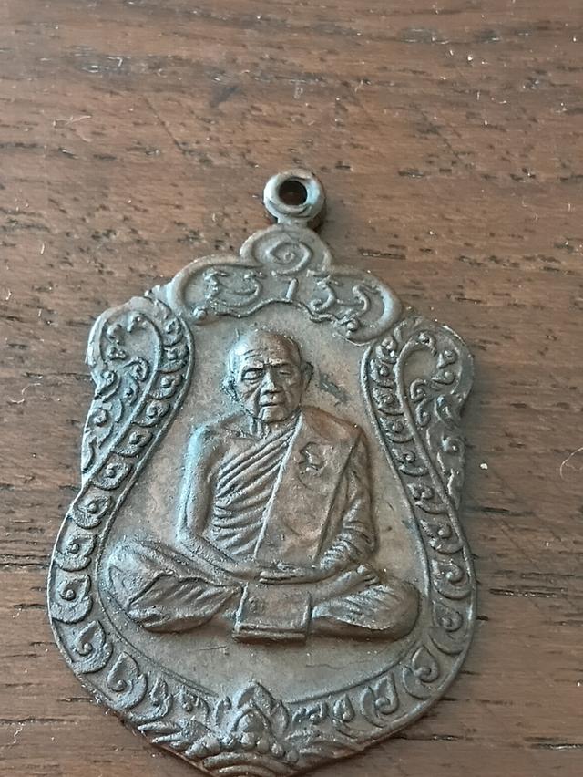 เสมา 8 รอบหลวงปู่ทิม