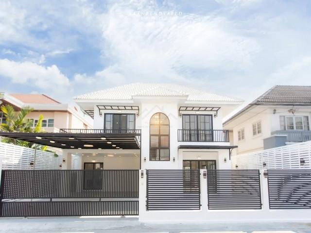 ขายบ้านเดี่ยว 52 ตรว หมู่บ้านรัชดา 3 ลาดพร้าว 80 รีโนเวทใหม่ สไตล์ Modern Luxury เรียบหรู ดูแพง 2