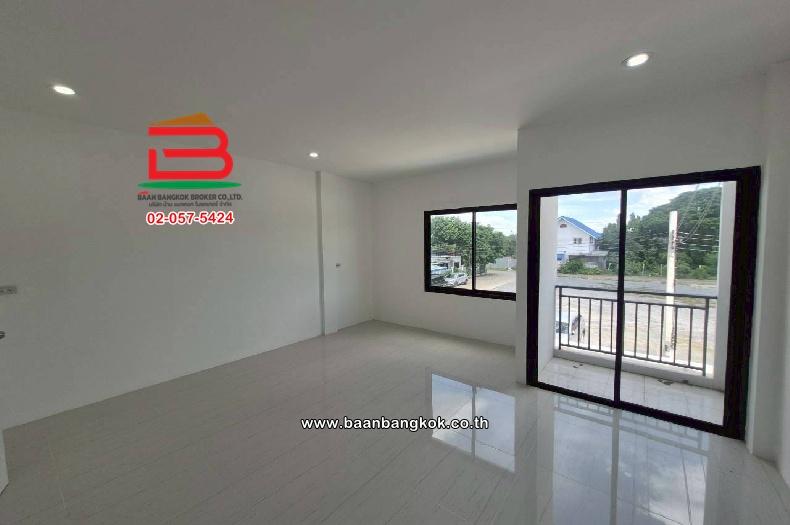 ทาวน์เฮาส์ หมู่บ้าน บ้านสวนปาริชาติ เนื้อที่ 19 ตร.ว ใกล้สถานีรถไฟฟ้าคลองบางไผ่ ตำบลเสาธงหิน อำเภอบางใหญ่ นนทบุรี 10