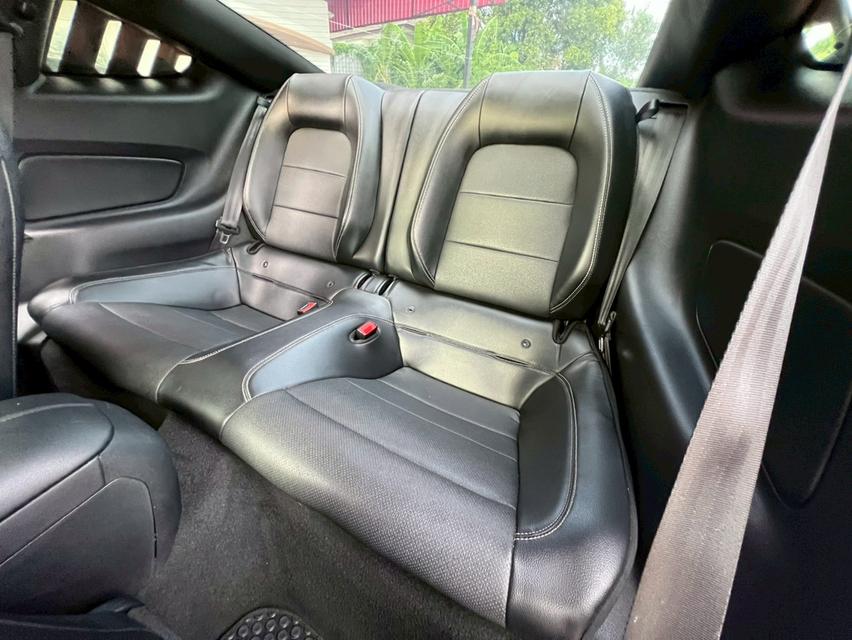 ปี 2020 FORD MUSTANG, 2.3 โฉม ปี15-ปัจจุบันสีส้ม เกียร์ออโต้ เครื่องเบนซิน 13