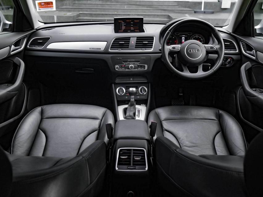 Audi Q3 2.0 Quattro SUV 2014 รถศูนย์ Audi มือเดียวป้ายแดง 12
