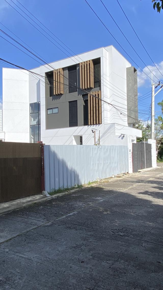 ที่ดินพร้อมสิ่งปลูกสร้าง 7