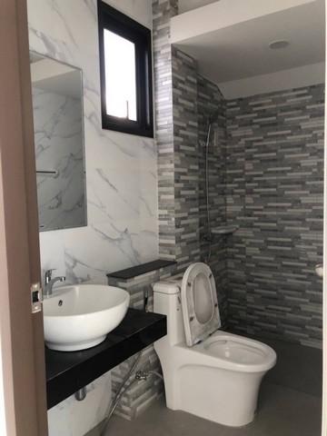 บ้าน หมู่บ้าน ใจกลางเมืองชลบุรี ขนาด = 0 RAI 0 Ngan 39 Square Wah 3779100 - ใกล้กับ หลังโกลบอลเฮ้าส์ ชลบุรี เข้าอยู่ได้ท 8