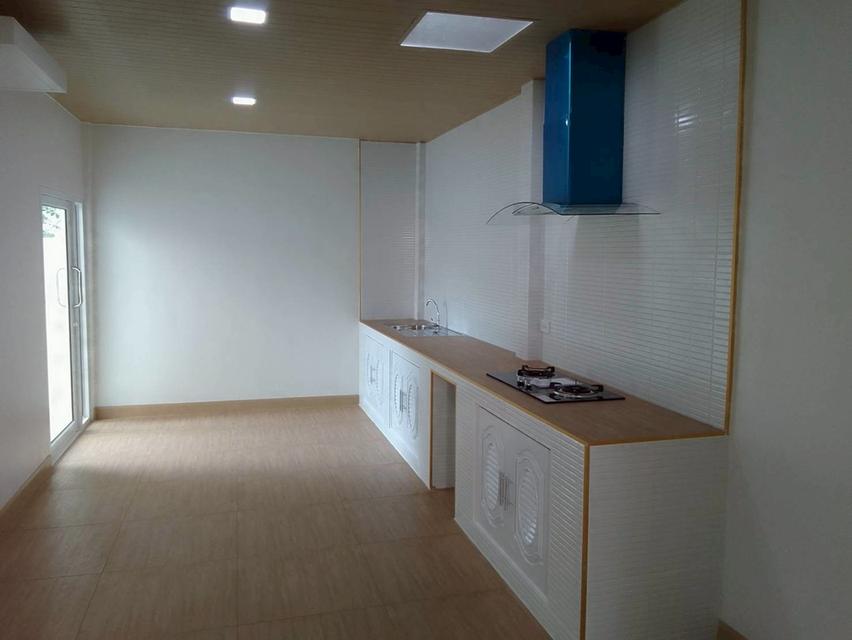 ขายบ้านเดี่ยว2ชั้น หมู่บ้านสัมากร มีนบุรี เฟรส3 62ตรว.4ห้องนอน 3ห้องน้ำ 13