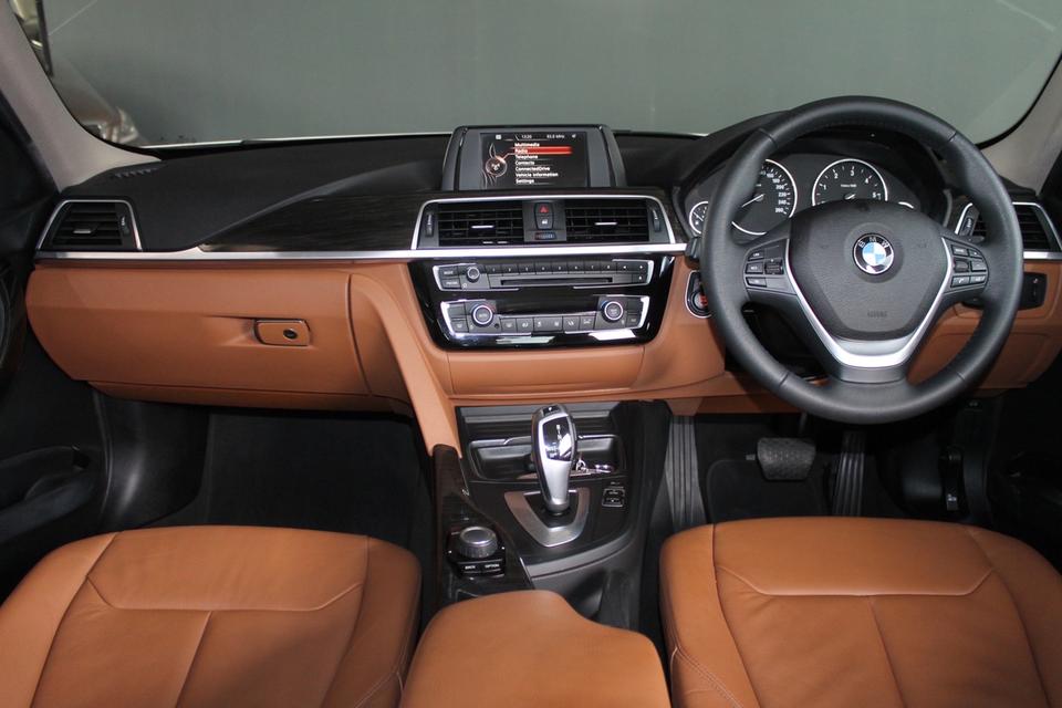 รหัสรถ BM3311 BMW 320d F30 Luxury 2017 9