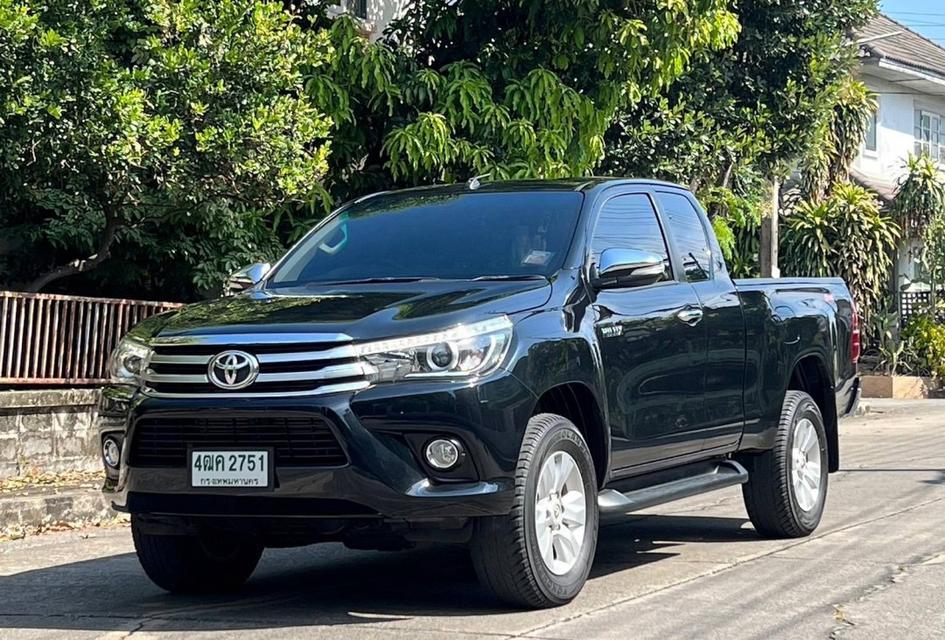 TOYOTA_ HILUX REVO 2.4 E SMARTCAB PRERUNNER   ปี 2017 เกียร์ A/Tสีดำ ✔️ 4