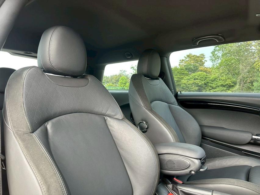 Mini Cooper S Hatch 3 Doors Hightrim F56 LCI 2018 จด 2019 7