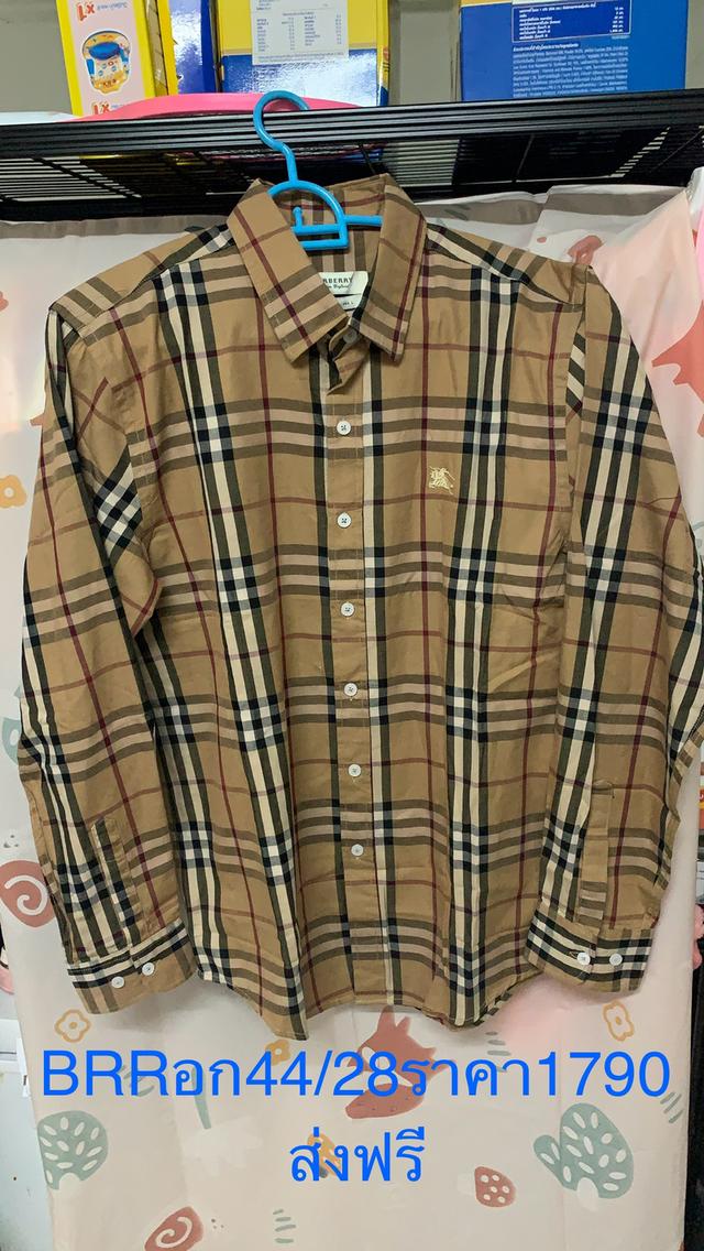 เสื้อผ้าแบนแท้มือ2Burberry