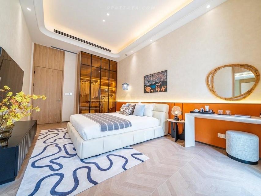 For Sale — Luxury Pool Villas at Phoenix Gold Golf Club, Pattaya Type A• 3-storey luxury villa• Land size: 881.6 sq.m 6 bedrooms 10 bathrooms 16