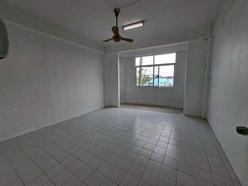 ให้เช่าอาคาร 2 ห้อง 3 ชั้นครึ่ง + ดาดฟ้า ทำเลทอง ลาดพร้าว 71 (ตรงข้ามตลาดนัด ใกล้ป้ายรถเมล์) (N.1723) 7