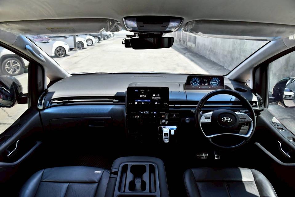 2023 แท้ HYUNDAI STARIA 2.2 Diesel Premium AT รถสวยใช้น้อยมากๆ สภาพป้ายแดง รูปที่ 16