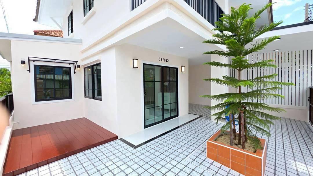 หมู่บ้านพฤกษา3  ถนนวัดลาดปลาดุก บางบัวทอง ทาวน์เฮาส์2 ชั้น  หลังมุม ติดถนนทั้ง 2 ด้าน ฝั่งหน้าบ้านและข้างบ้าน ตกแต่งใหม่ Minimal & Modern Style 5