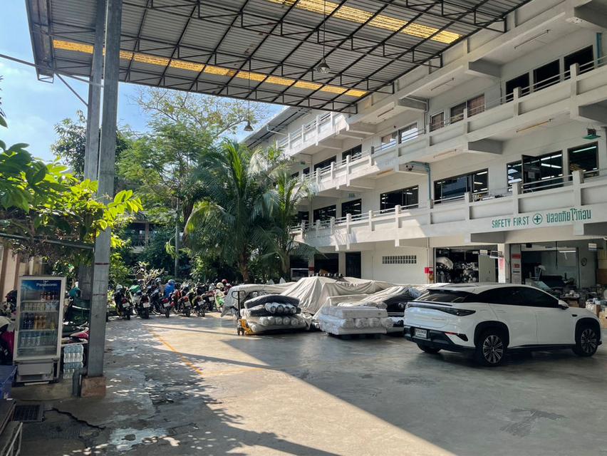 ให้เช่า โรงงานพร้อมสำนักงาน เพชรเกษม 69 ถนนเลียบคลองภาษีเจริญฝั่งเหนือ บางบอน 3 เขตหนองแขม พื้นที่สีเหลือง มีใบ รง.4 จอดรถได้หลายคัน 7