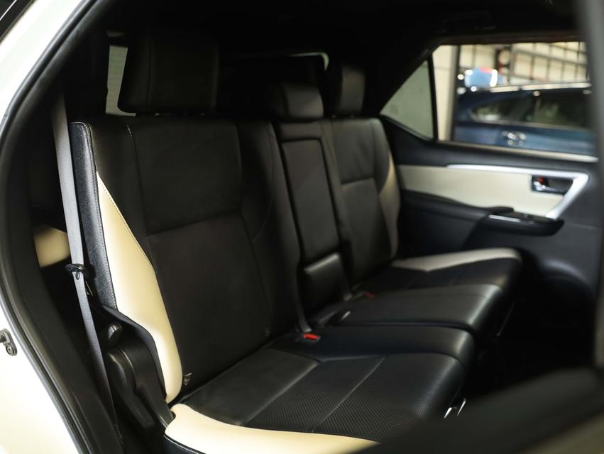 2021 Toyota FORTUNER 2.8 (ปี 15-25) Legender 4WD SUV AT รูปที่ 16