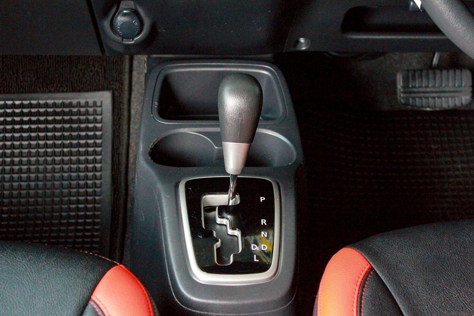 MITSUBISHI ATTRAGE1.2 GLX 2019  15