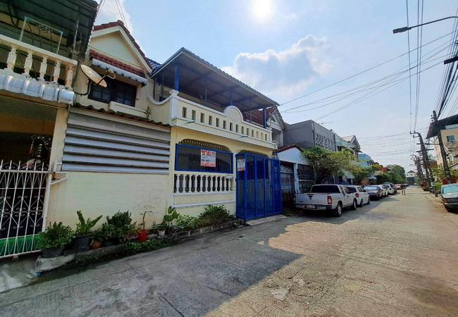 ขายทาวน์เฮ้าส์ หมู่บ้านธนะธานี ถนนสุคนธสวัสดิ์ ซอย 24 เขตลาดพร้าว กรุงเทพมหานคร 3