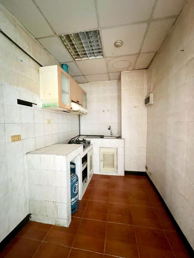 [For Sale] ขายคอนโด 2 ห้องนอน ถูกสุดในโครงการ คันทรี คอมเพล็กซ์ บางนา (Country Complex Bangna) ที่จอดรถ 2 คัน ใกล้ BTS บางนา 10