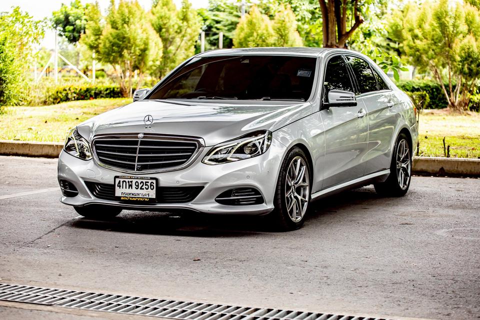 Benz E300 Bluetec ปี 2015 สีเทา มือเดียวป้ายแดง สวยสภาพดี