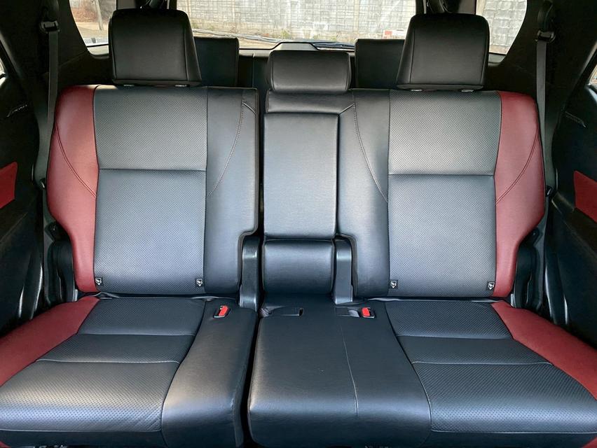 รหัสรถ PBG9999 Toyota Fortuner 2.4 LEGENDER 2WD AT ปี 2021 12