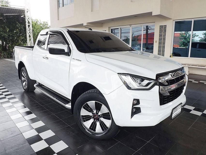 (แจ้งรหัสรถ KCY8138) ISUZU D-MAX SPACE CAB HI-LANDER 3.0 ZP Ddi เกียร์ธรรมดา ปี 2019
