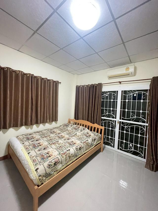 บ้านตึก 2 ชั้น พร้อมอยู่ ทำเลดี ใกล้รถไฟฟ้าสายสีเหลือง 5