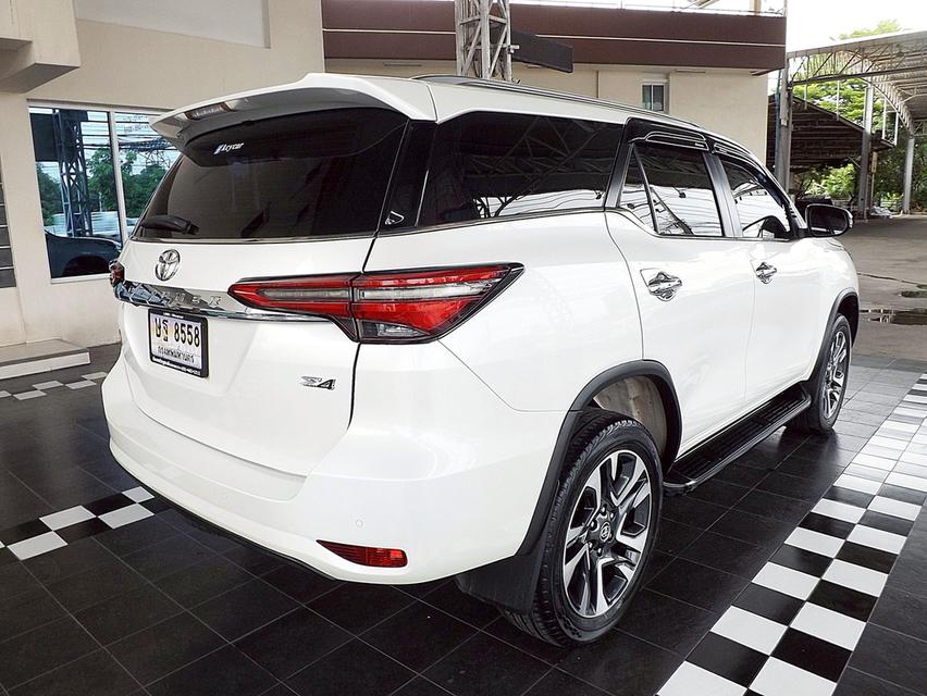 รหัสรถ KCY8558 TOYOTA FORTUNER 2.4V AUTO 4WD ปี 2021 6