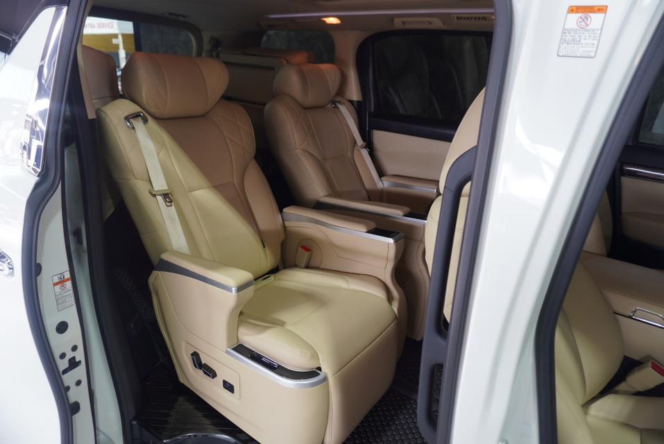 รหัสรถ JRS5189 เข้าใหม่ กับ Toyota Alphard 30 hybrid 2019 สีขาว  9