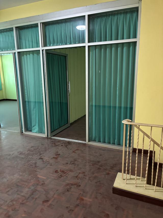 อาคารพาณิชย์2ห้อง หน้ากว้าง 8 เมตรลึก 16 เมตร 18