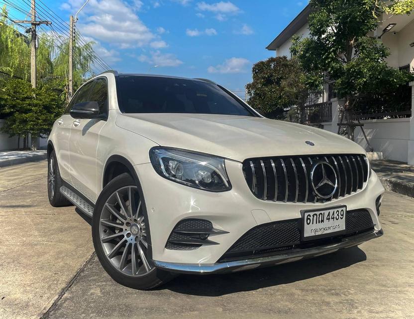 Mercedes-Benz glc250d AMG 4 matic ตัวท๊อป AMG 3