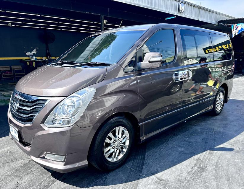 ็Hyundai H1 Deluxe 2014 รูปที่ 2