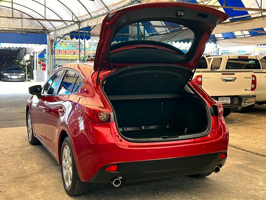 ผ่อนเบาๆ 5 พันกว่าบาท Mazda 3 รุ่น 2.0 C Sport 5 ประตู รูปที่ 9