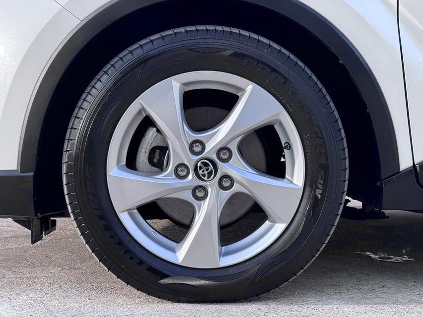 Toyota CHR 1.8Hybrid ปี18 18