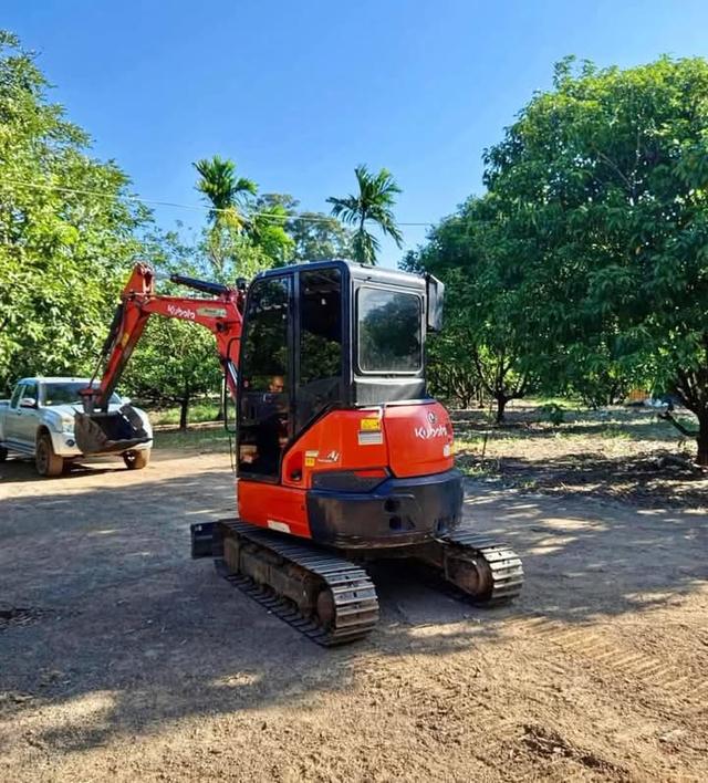 KUBOTA U36  2