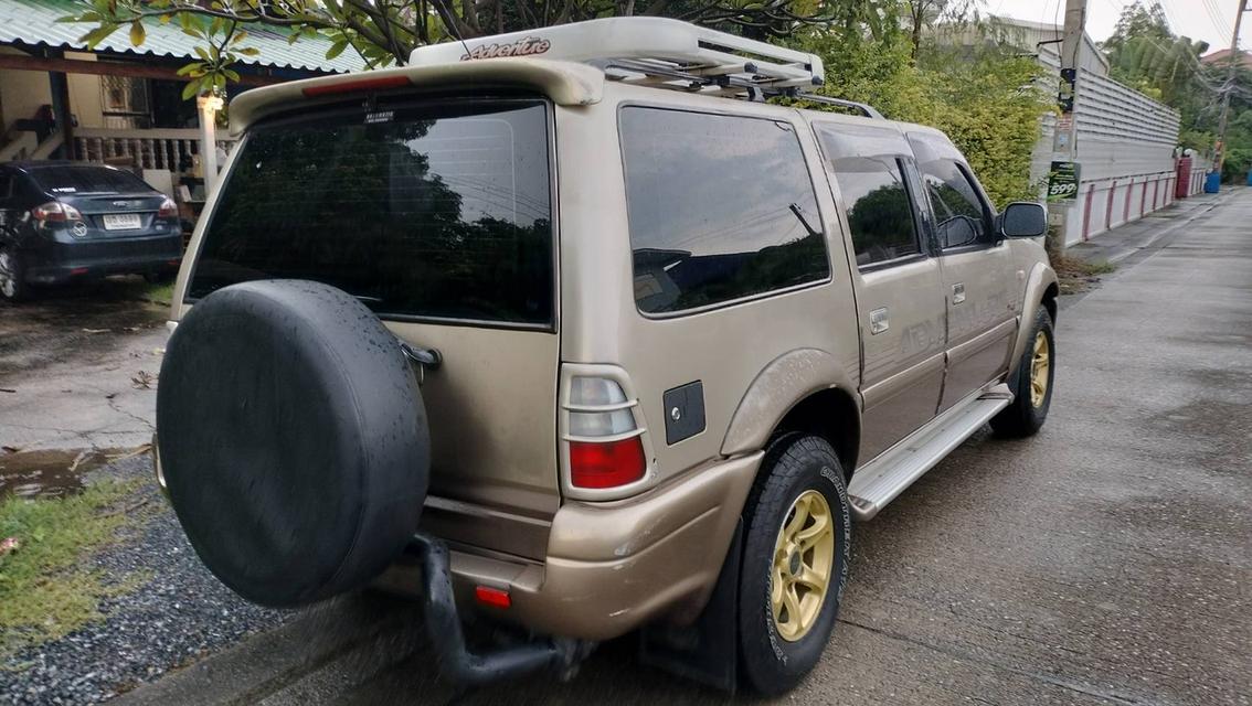 ขาย ISUZU TR Grand Adventure 3.0 Auto 8